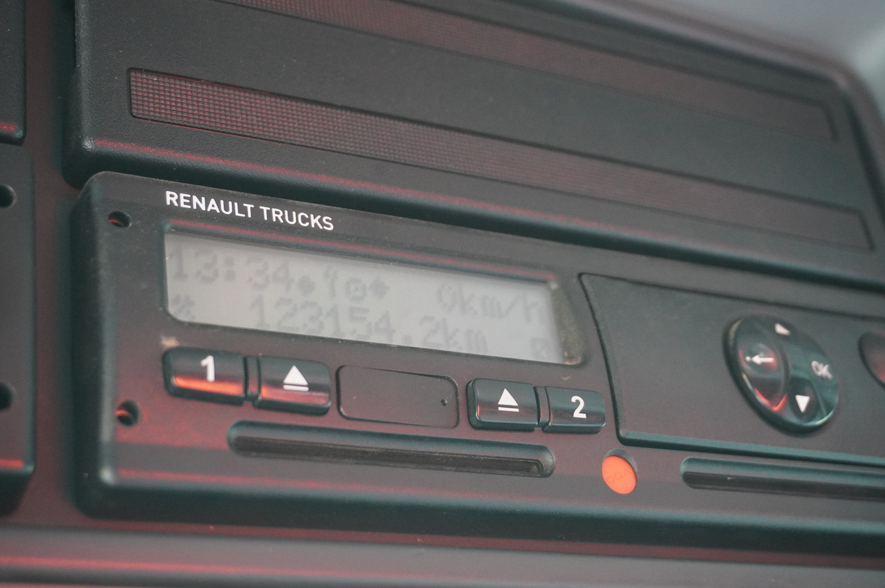 RENAULT K380 6×4 / FASSI F175 crane 7.85 t / 120 thousand km! / 2-sided tipper - Самоскид вантажівка, Вантажівка з маніпулятором: фото 2 RENAULT K380 6×4 / FASSI F175 crane 7.85 t / 120 thousand km! / 2-sided tipper - Самоскид вантажівка, Вантажівка з маніпулятором: фото 2