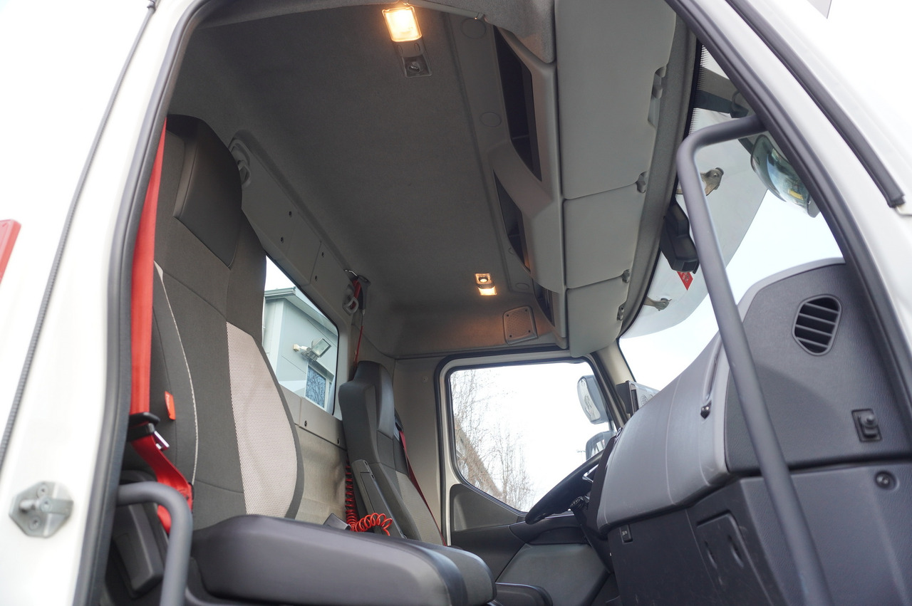 Вантажівка з маніпулятором Renault C320 P4x2 E6 / Fassi 5.6 t / Range 8 m / Platform 15 EPAL: фото 29