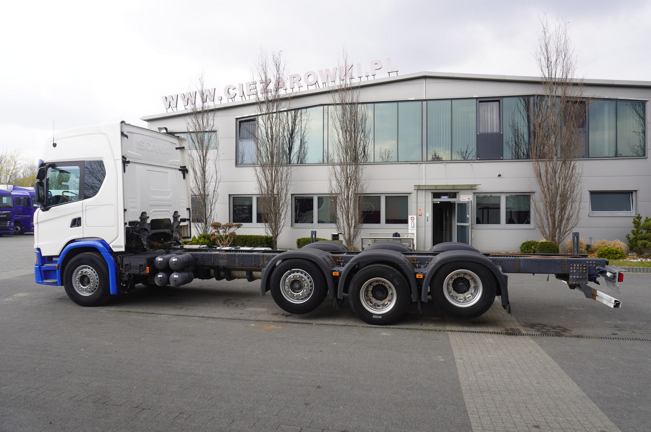 SCANIA G500 8x2 / 2nd axis steered / Chassis 8.35 m / 2021 - Вантажівка з маніпулятором: фото 4 SCANIA G500 8x2 / 2nd axis steered / Chassis 8.35 m / 2021 - Вантажівка з маніпулятором: фото 4
