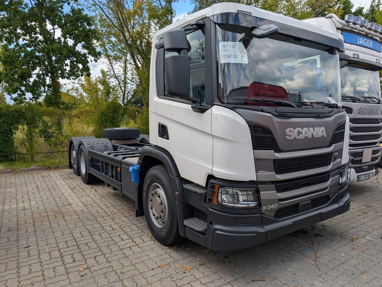 SCANIA P 340 B6x2*4NA / chassis frame / steering axle / CNG - Вантажівка шасі: фото 2 SCANIA P 340 B6x2*4NA / chassis frame / steering axle / CNG - Вантажівка шасі: фото 2