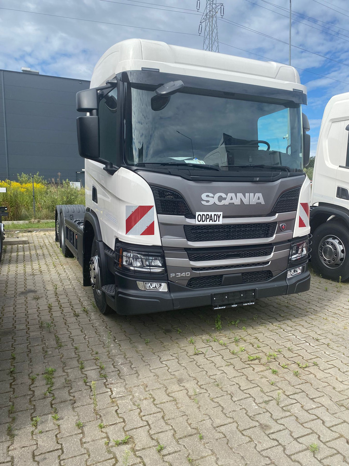 SCANIA P 340 B6x2*4NA / chassis frame / steering axle / CNG / large cab / 8 units - Вантажівка шасі: фото 1 SCANIA P 340 B6x2*4NA / chassis frame / steering axle / CNG / large cab / 8 units - Вантажівка шасі: фото 1