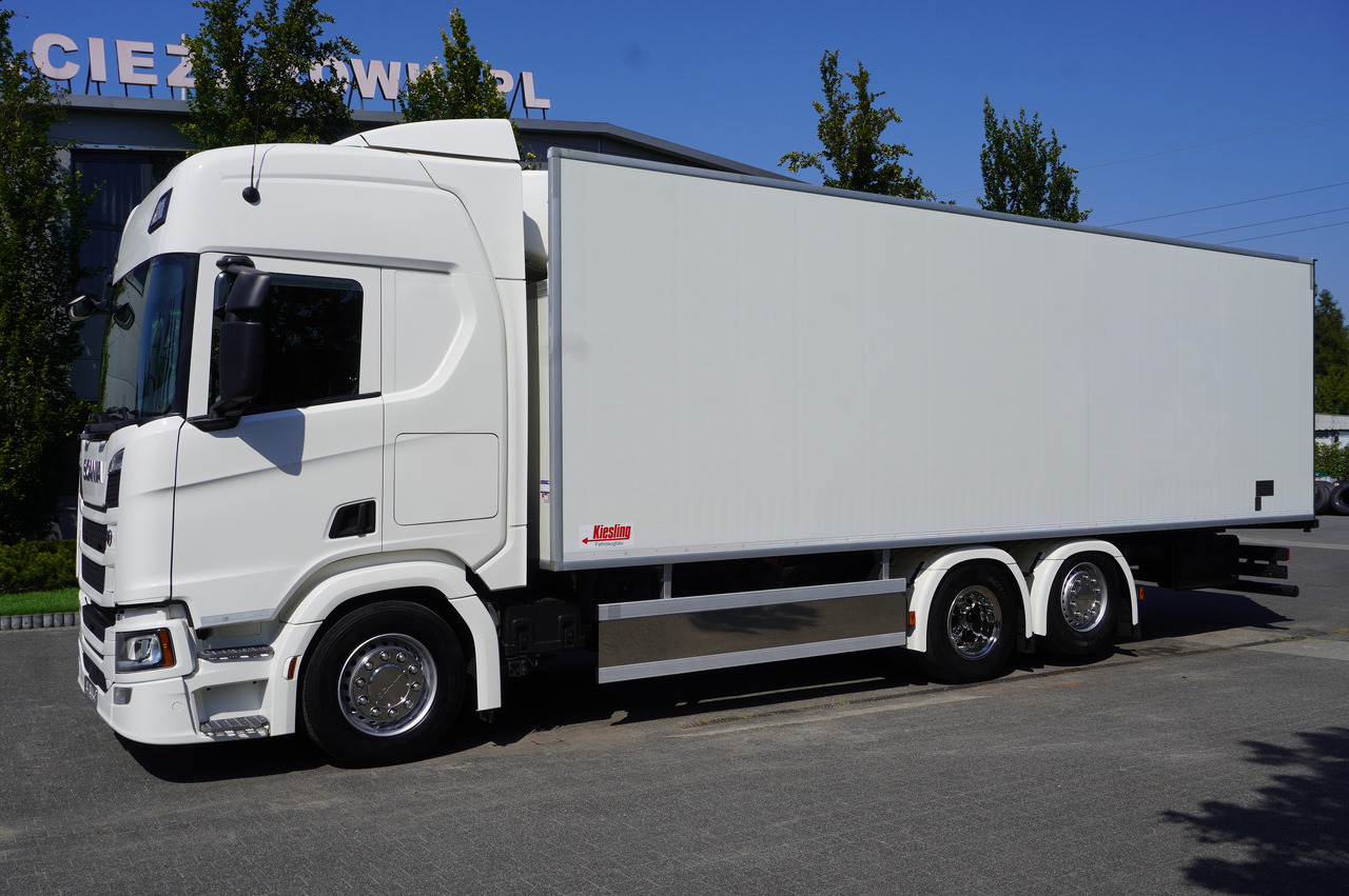 SCANIA R500 Hook-Up Refrigerated Truck KIESLING 20 EPAL / Carrier Supra 1250 Silent - Рефрижератор вантажівка: фото 2 SCANIA R500 Hook-Up Refrigerated Truck KIESLING 20 EPAL / Carrier Supra 1250 Silent - Рефрижератор вантажівка: фото 2