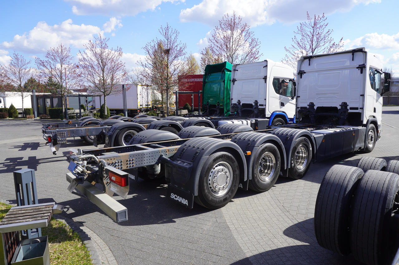 SCANIA R650 V8 / 650 HP/ frame 8.8 m / steered 4th axis / 20 units - Вантажівка шасі: фото 5 SCANIA R650 V8 / 650 HP/ frame 8.8 m / steered 4th axis / 20 units - Вантажівка шасі: фото 5