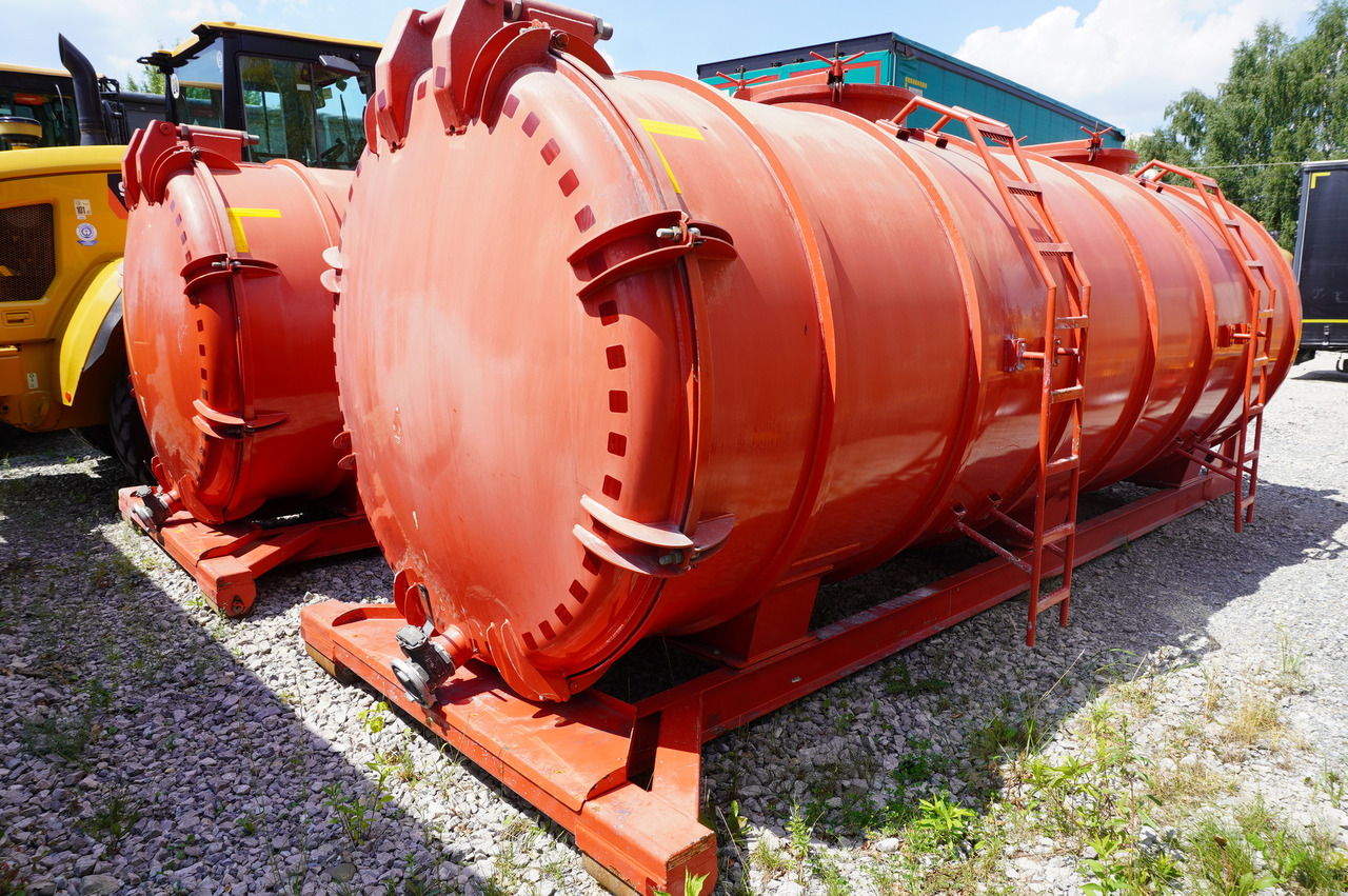 STAL UNUSED Septic barrel / 13000 l - Гаковий/ Cкіповий навантажувач: фото 4 STAL UNUSED Septic barrel / 13000 l - Гаковий/ Cкіповий навантажувач: фото 4