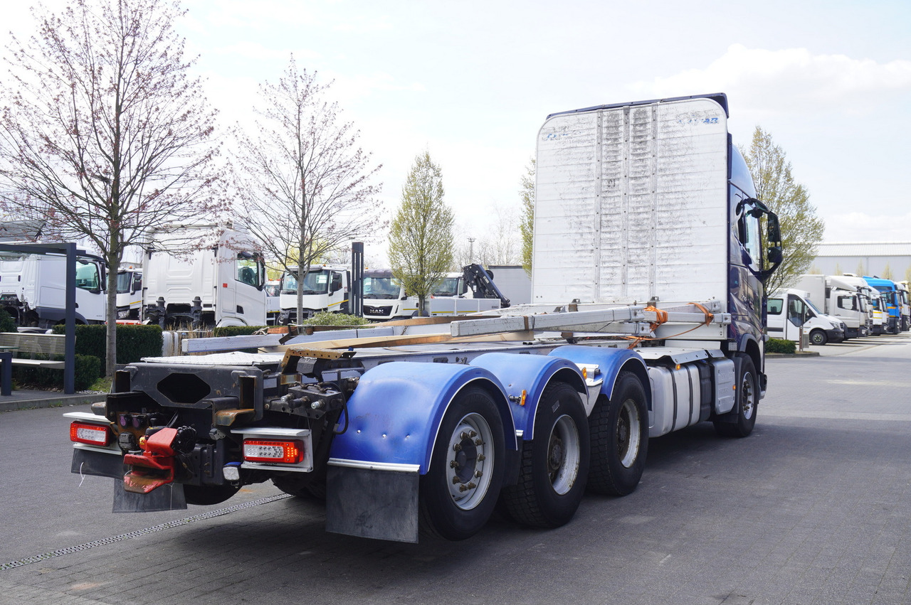 Вантажівка шасі Для транспортування ліси VOLVO FH16 750 8x4 / 750 HP! / 20 t load capacity / stanchion superstructure: фото 9