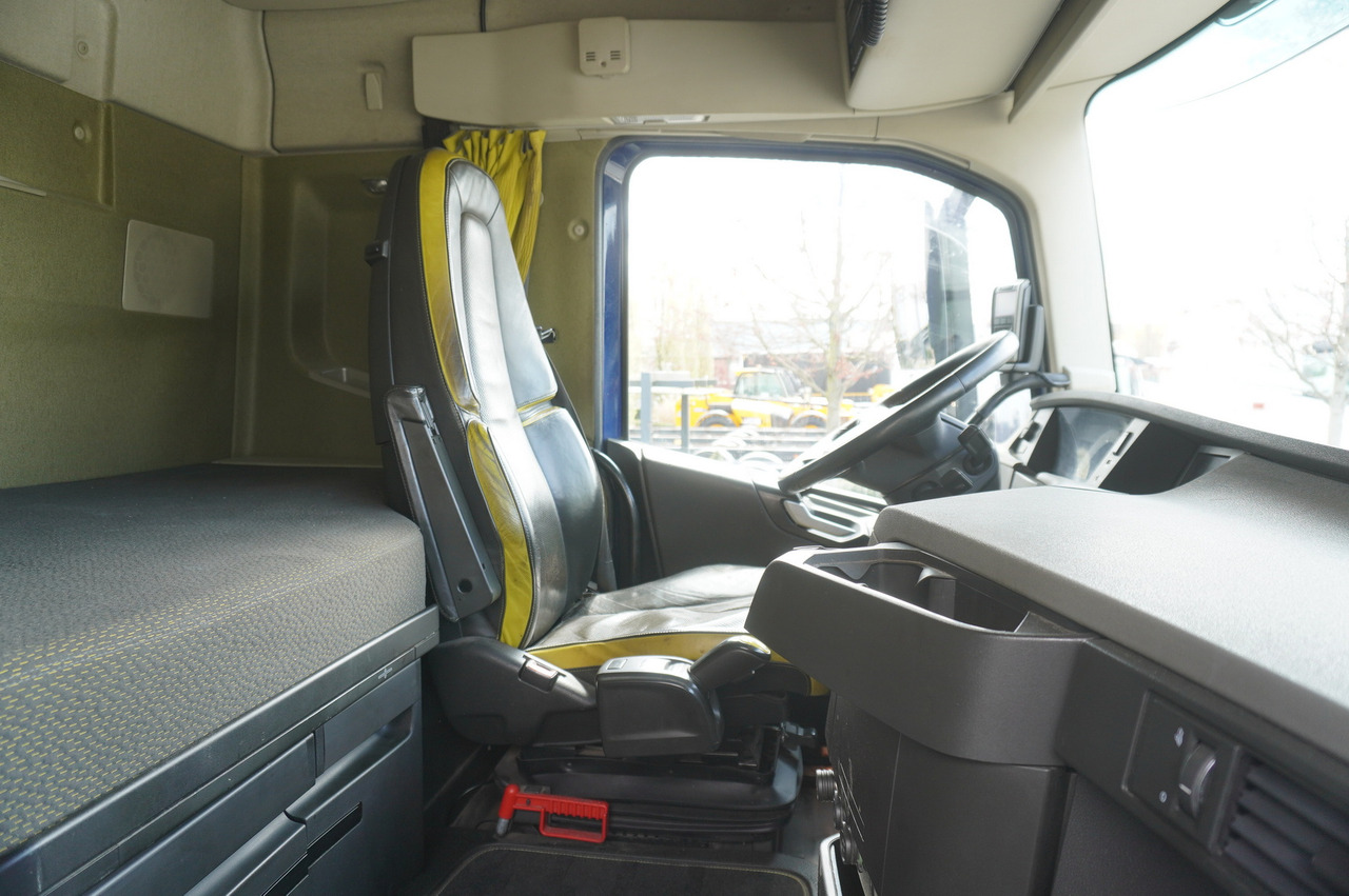 Вантажівка шасі Для транспортування ліси VOLVO FH16 750 8x4 / 750 HP! / 20 t load capacity / stanchion superstructure: фото 38