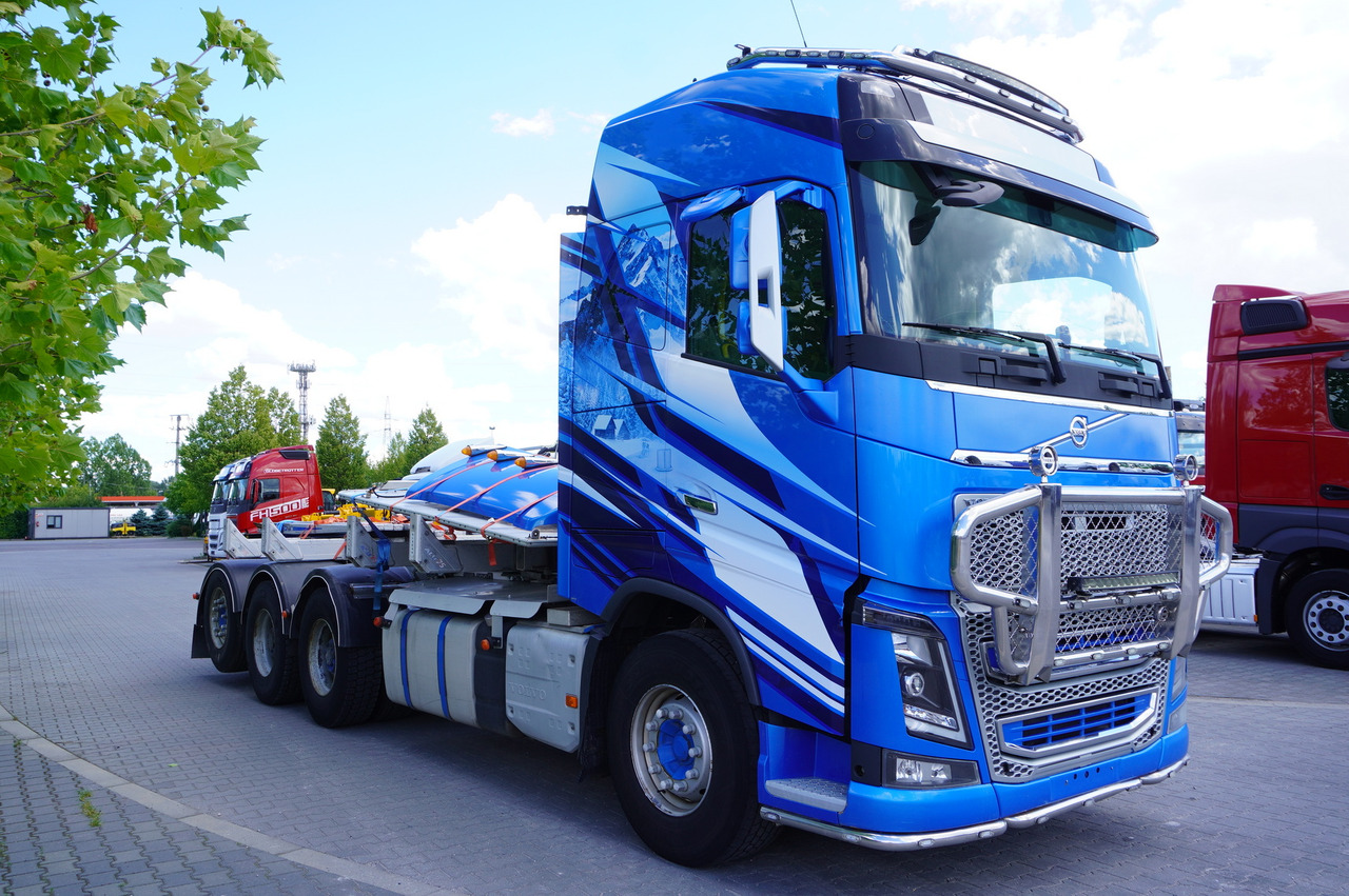 VOLVO FH16 750 8x4 / ALUCAR stanchion superstructure / 7.6 m chassis / Steered axle - Лісовоз: фото 4 VOLVO FH16 750 8x4 / ALUCAR stanchion superstructure / 7.6 m chassis / Steered axle - Лісовоз: фото 4