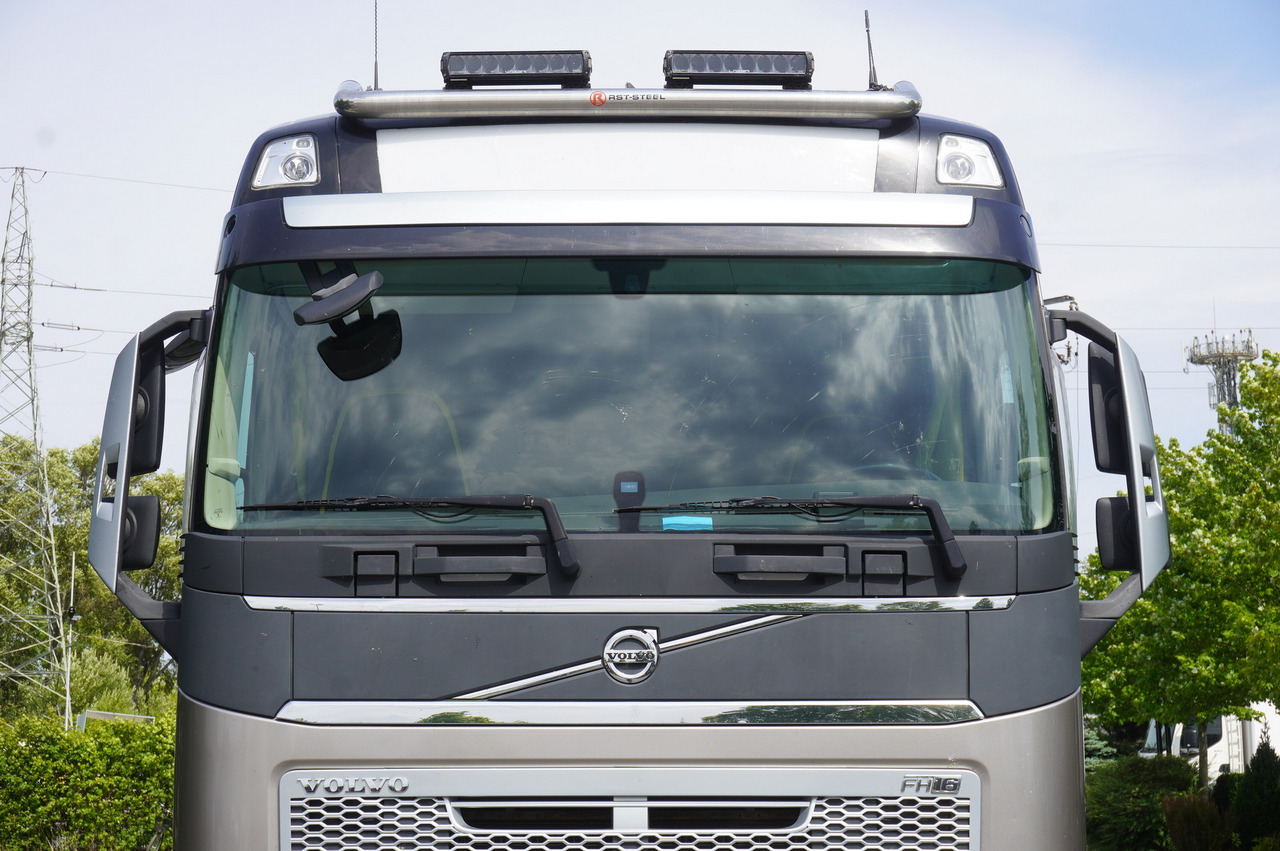 Вантажівка з маніпулятором VOLVO FH16 750 8x4x4 / 750 HP! / Frame 685 cm / Steered 4th axle: фото 10