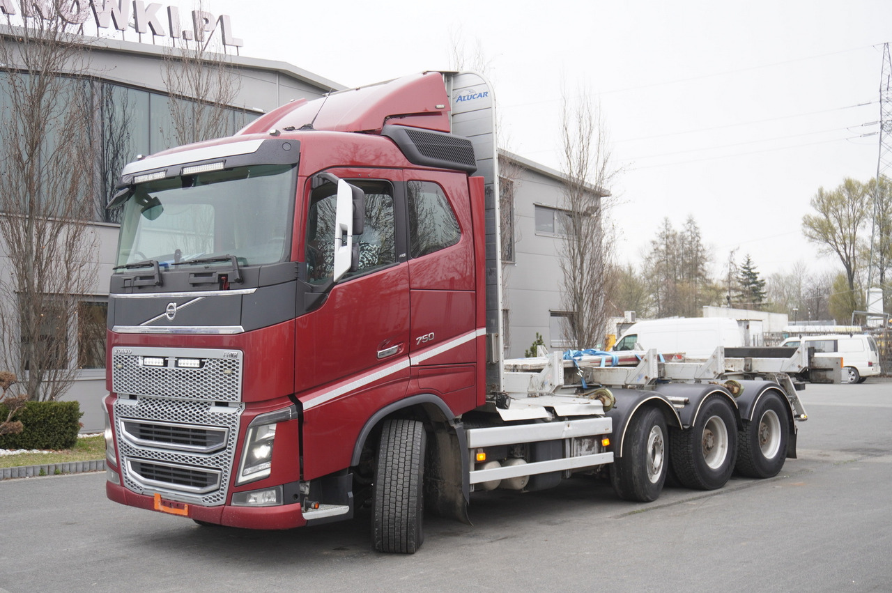 VOLVO FH16 750 / Frame 8 m / 750 HP! / 2021 / stanchion superstructure - Вантажівка шасі: фото 1 VOLVO FH16 750 / Frame 8 m / 750 HP! / 2021 / stanchion superstructure - Вантажівка шасі: фото 1