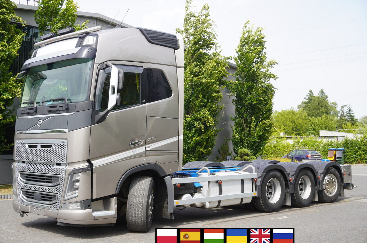 VOLVO Volvo FH16 750 8x4x4 / 750 HP! / Frame 685 cm / Steered 4th axle - Вантажівка з маніпулятором: фото 1 VOLVO Volvo FH16 750 8x4x4 / 750 HP! / Frame 685 cm / Steered 4th axle - Вантажівка з маніпулятором: фото 1