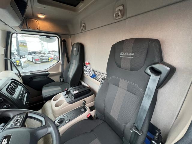 DAF XB 290 FA 16 to. Curtainsider LBW 1.5 Tonnen AHK - Тентована вантажівка: фото 3 DAF XB 290 FA 16 to. Curtainsider LBW 1.5 Tonnen AHK - Тентована вантажівка: фото 3