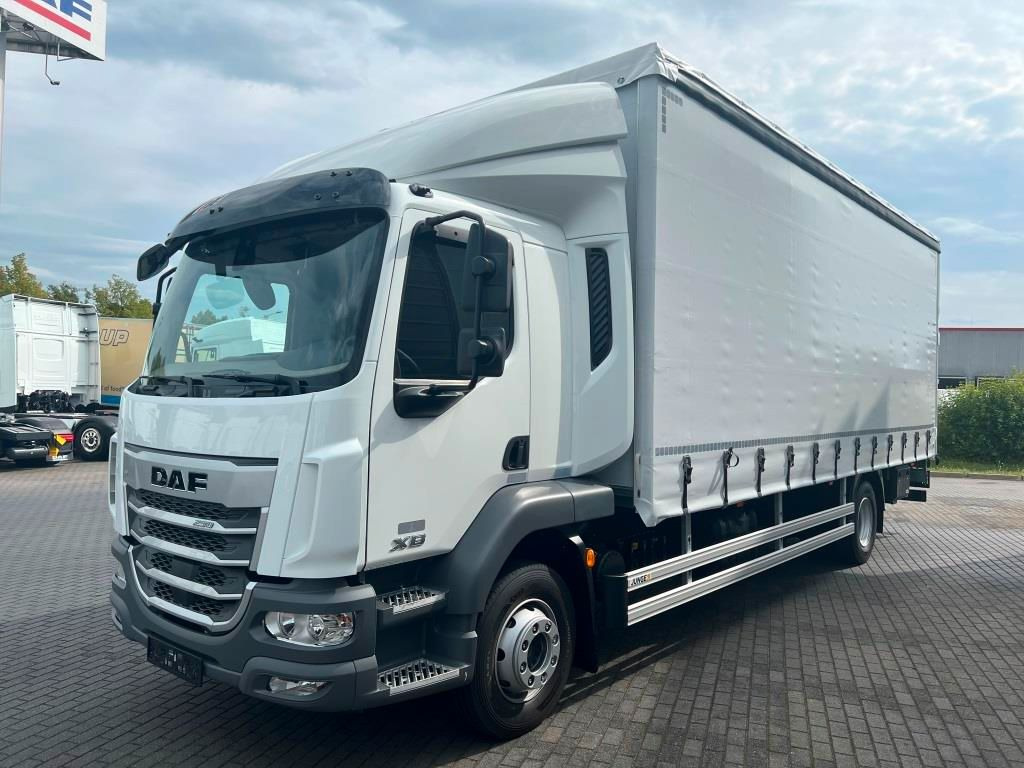DAF XB 290 FA 16t Junge Curtainsider LBW 1.5 to. AHK - Тентована вантажівка: фото 2 DAF XB 290 FA 16t Junge Curtainsider LBW 1.5 to. AHK - Тентована вантажівка: фото 2