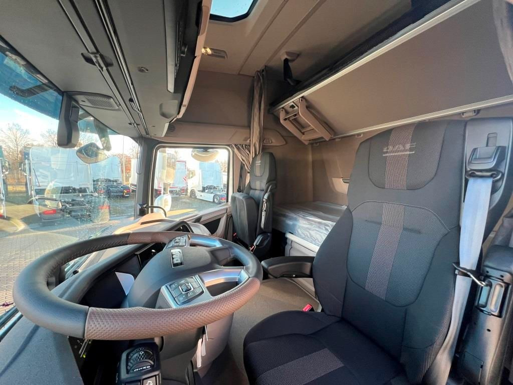 Новий Тягач DAF XG+ 480 Low Deck, ZF Intarder, SOFORT VERFÜGBAR: фото 15