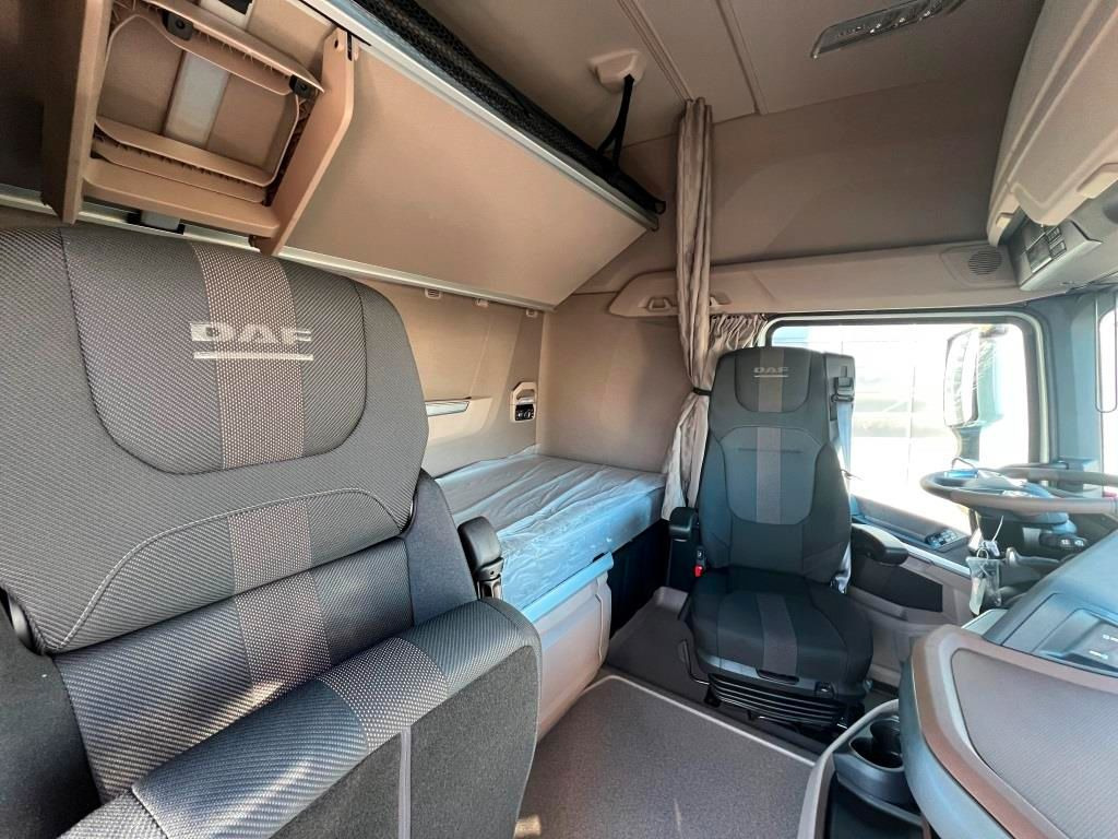 Новий Тягач DAF XG+ 480 Low Deck, ZF Intarder, SOFORT VERFÜGBAR: фото 11