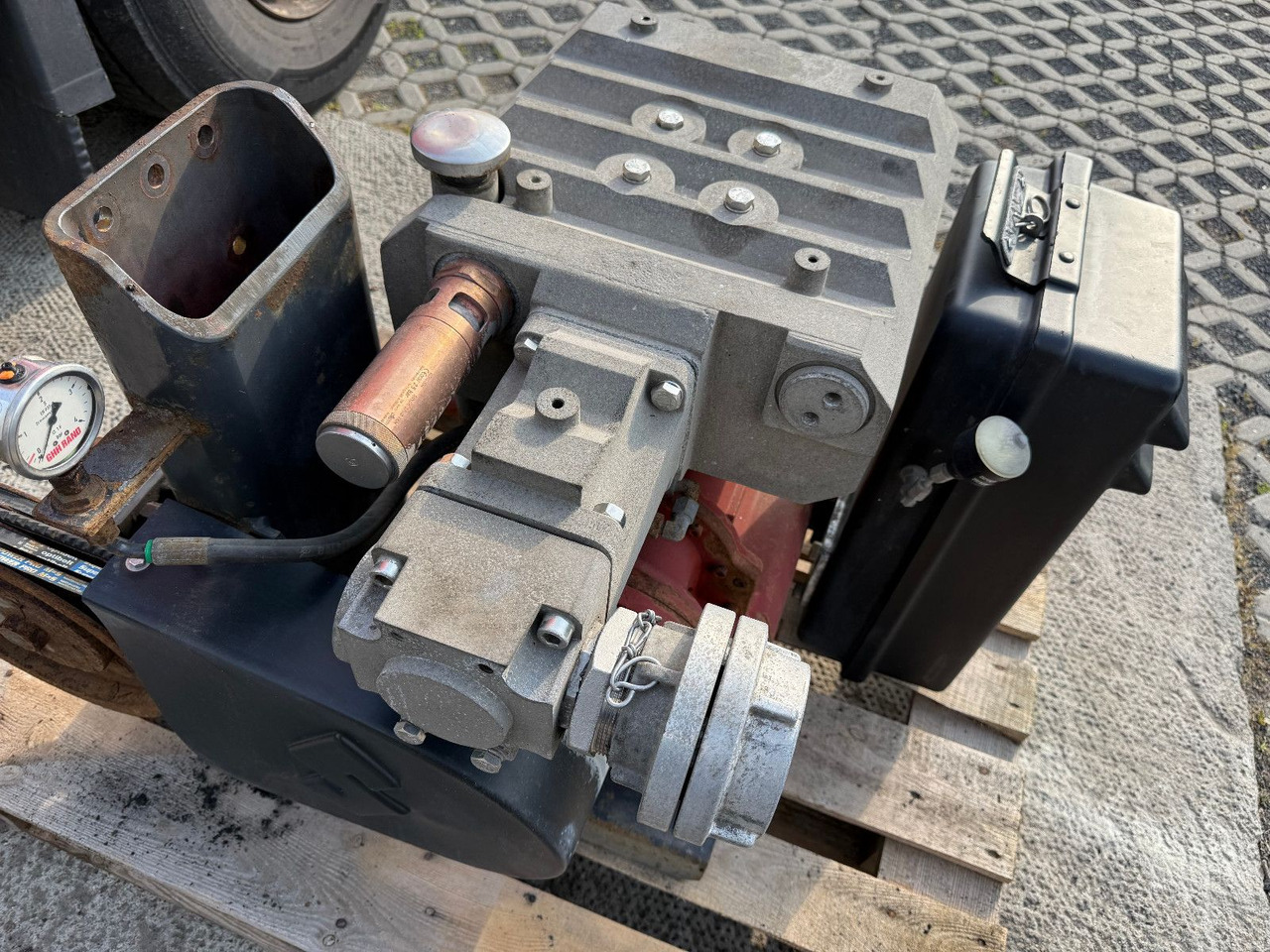 GHH RAND CS1050 .IC Kompressor für Silo - Асенізатори: фото 1 GHH RAND CS1050 .IC Kompressor für Silo - Асенізатори: фото 1