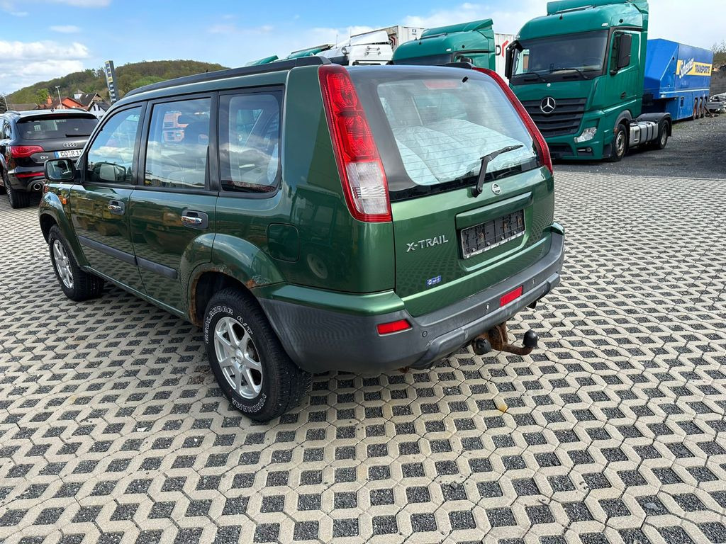 Nissan X-Trail - Позашляховик: фото 4 Nissan X-Trail - Позашляховик: фото 4