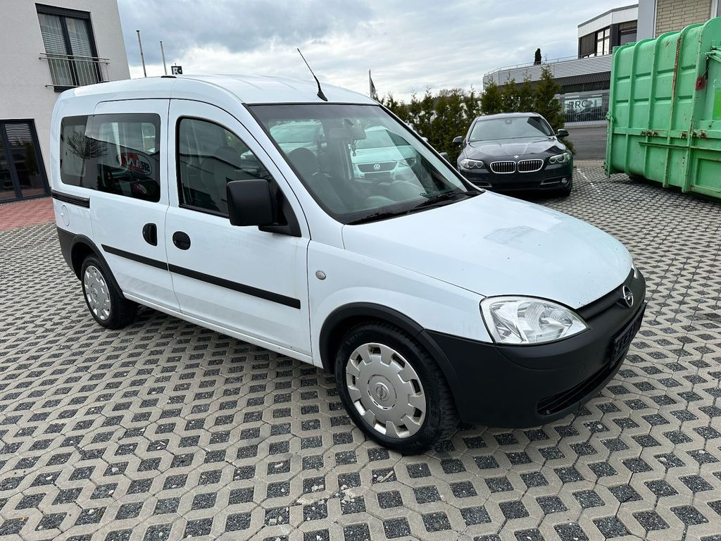 Opel Combo 1.4 TWINPORT ECOTEC Arizona - Пасажирський фургон: фото 1 Opel Combo 1.4 TWINPORT ECOTEC Arizona - Пасажирський фургон: фото 1