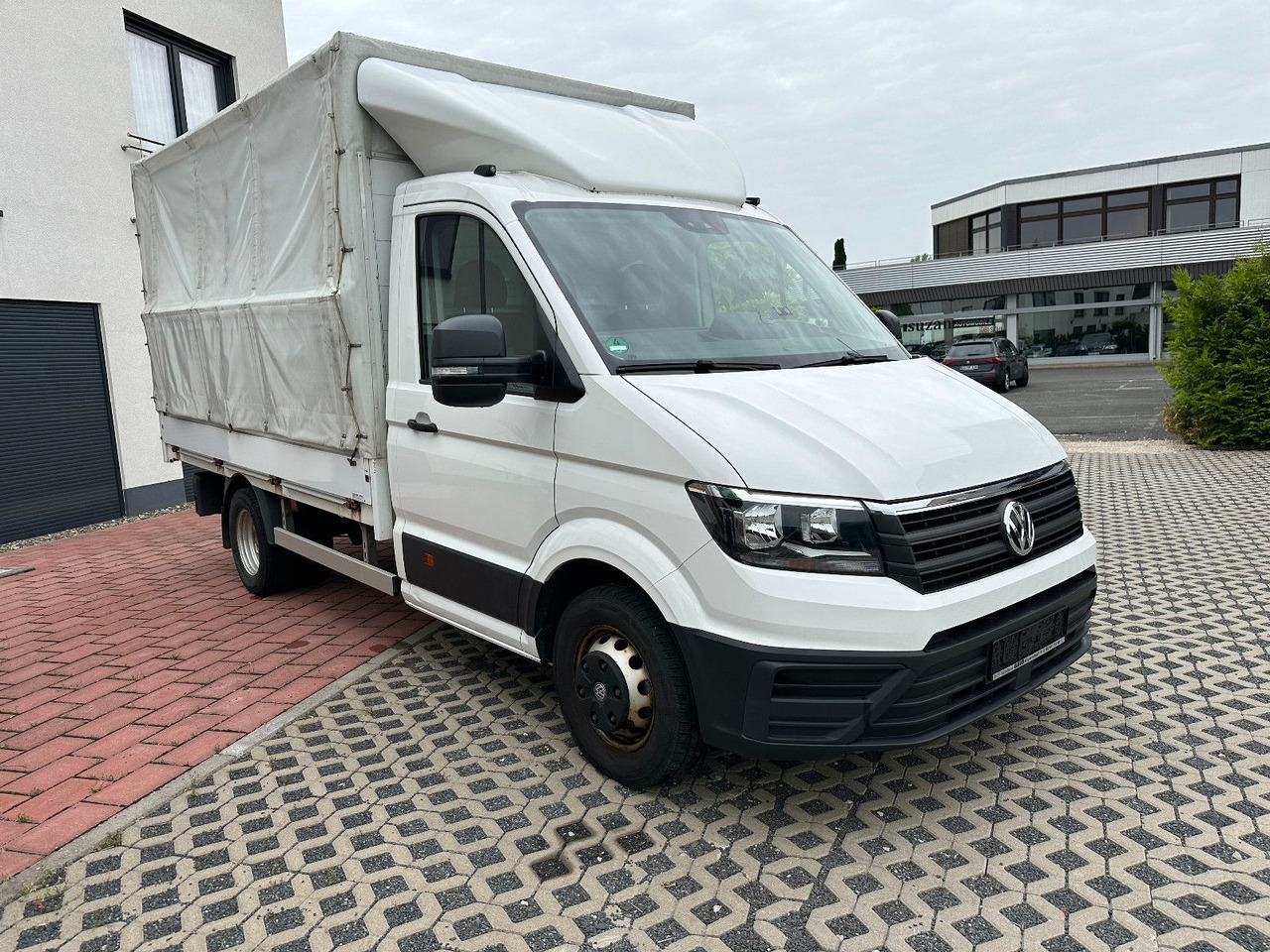 Volkswagen Crafter 50 Pritsche Plane 5-Tonne Volkswagen Crafter 50 Pritsche Plane 5-Tonne - Тентований фургон: фото 1 Volkswagen Crafter 50 Pritsche Plane 5-Tonne Volkswagen Crafter 50 Pritsche Plane 5-Tonne - Тентований фургон: фото 1