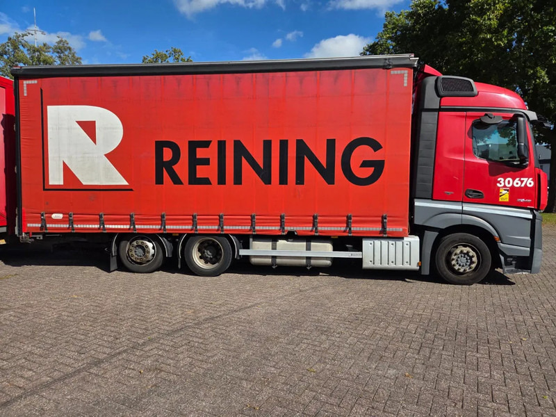 Mercedes-Benz Actros 2545 6X2 Retarder Volumecombi - Тентована вантажівка: фото 3 Mercedes-Benz Actros 2545 6X2 Retarder Volumecombi - Тентована вантажівка: фото 3