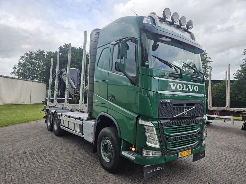 Volvo FH 500 GT XL Manuel Full Steel Big Axles Hubreduction Retarder - Лісовоз, Вантажівка з маніпулятором: фото 2 Volvo FH 500 GT XL Manuel Full Steel Big Axles Hubreduction Retarder - Лісовоз, Вантажівка з маніпулятором: фото 2