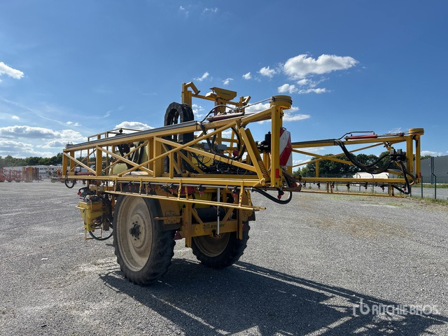 2005 Dubex Junior remote control on board Pull-Type Sprayer - Обприскувач причіпний: фото 3 2005 Dubex Junior remote control on board Pull-Type Sprayer - Обприскувач причіпний: фото 3