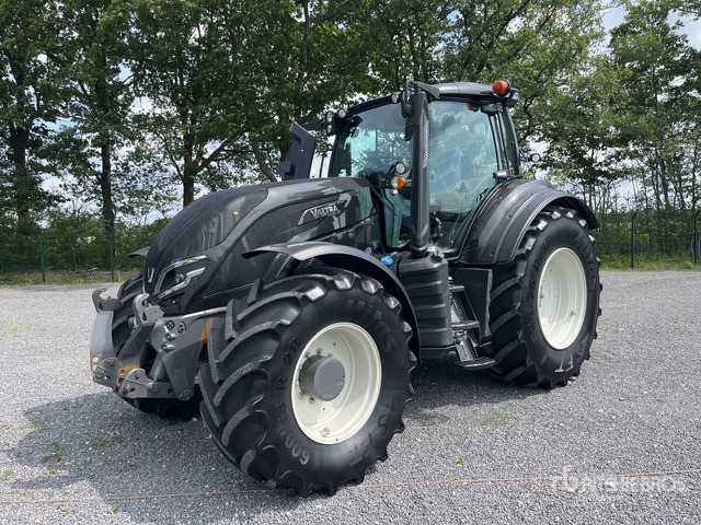 2021 Valtra T 235 Versu 4WD Tractor - Трактор: фото 2 2021 Valtra T 235 Versu 4WD Tractor - Трактор: фото 2