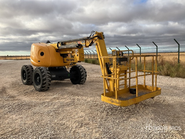 2003 Haulotte HA16PXNT 4WD Diesel Articulating Boom Lift - Колінчастий підйомник: фото 3 2003 Haulotte HA16PXNT 4WD Diesel Articulating Boom Lift - Колінчастий підйомник: фото 3