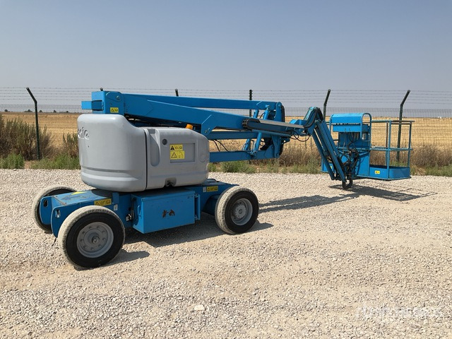 2004 Genie Z45/25 2WD Electric Articulating Boom Lift - Колінчастий підйомник: фото 2 2004 Genie Z45/25 2WD Electric Articulating Boom Lift - Колінчастий підйомник: фото 2