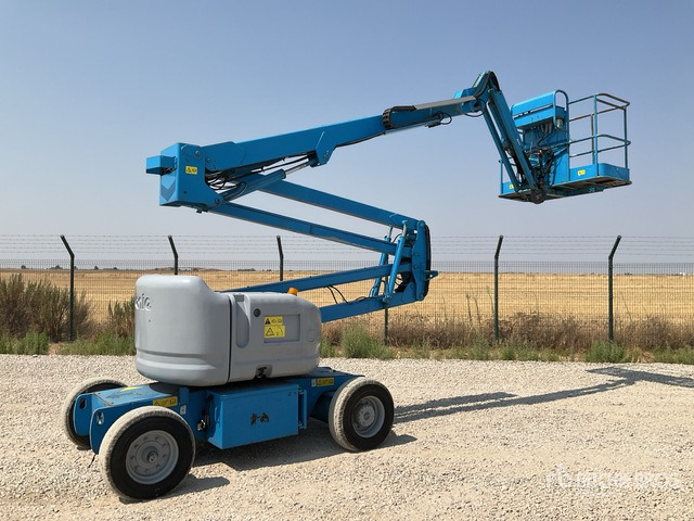 2004 Genie Z45/25 2WD Electric Articulating Boom Lift - Колінчастий підйомник: фото 3 2004 Genie Z45/25 2WD Electric Articulating Boom Lift - Колінчастий підйомник: фото 3