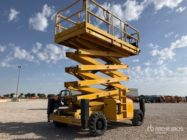2004 Haulotte H18SX 4x4 Diesel Scissor Lift - Ножичний підйомник: фото 3 2004 Haulotte H18SX 4x4 Diesel Scissor Lift - Ножичний підйомник: фото 3