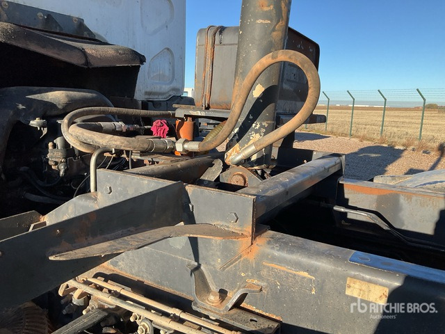 2007 Renault Kerax 410.42 8x4 Twin-Steer Tri/A Dump Truck - Самоскид вантажівка: фото 4 2007 Renault Kerax 410.42 8x4 Twin-Steer Tri/A Dump Truck - Самоскид вантажівка: фото 4