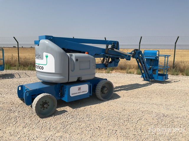 2008 Genie Z40/23N RJ 2WD Electric Articulating Boom Lift - Колінчастий підйомник: фото 2 2008 Genie Z40/23N RJ 2WD Electric Articulating Boom Lift - Колінчастий підйомник: фото 2