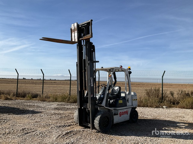 2015 Nissan YG1D2A32Q Forklift - Дизельний навантажувач: фото 2 2015 Nissan YG1D2A32Q Forklift - Дизельний навантажувач: фото 2