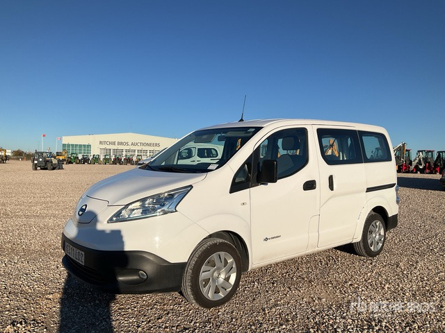 2019 Nissan E-NV200 Electric Passenger Van - Мікроавтобус, Пасажирський фургон: фото 2 2019 Nissan E-NV200 Electric Passenger Van - Мікроавтобус, Пасажирський фургон: фото 2