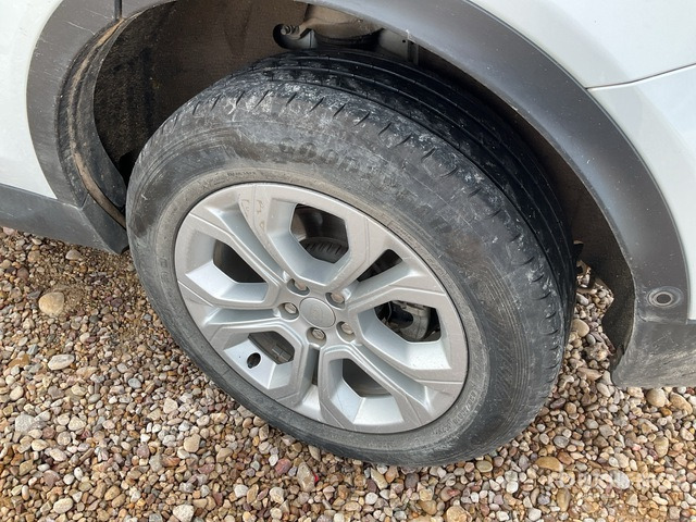 2021 Land Rover Discovery Sport SUV - Позашляховик: фото 4 2021 Land Rover Discovery Sport SUV - Позашляховик: фото 4