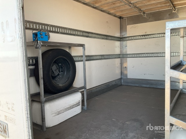 2021 Renault Master 4x2 Van Truck - Вантажівка з закритим кузовом: фото 4 2021 Renault Master 4x2 Van Truck - Вантажівка з закритим кузовом: фото 4