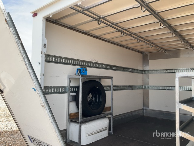 2021 Renault Master 4x2 Van Truck - Вантажівка з закритим кузовом: фото 4 2021 Renault Master 4x2 Van Truck - Вантажівка з закритим кузовом: фото 4