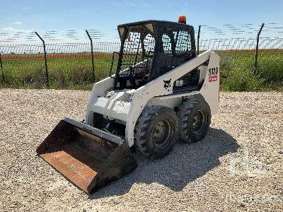 BOBCAT S130 - Міні-навантажувач: фото 1 BOBCAT S130 - Міні-навантажувач: фото 1