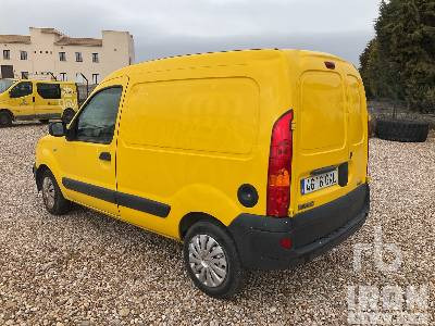 RENAULT KANGOO - Суцільнометалевий фургон: фото 2 RENAULT KANGOO - Суцільнометалевий фургон: фото 2
