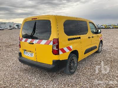 TOYOTA PROACE - Суцільнометалевий фургон: фото 3 TOYOTA PROACE - Суцільнометалевий фургон: фото 3