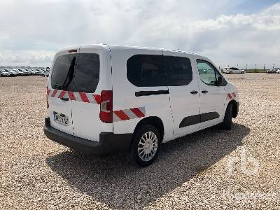 TOYOTA PROACE - Суцільнометалевий фургон: фото 3 TOYOTA PROACE - Суцільнометалевий фургон: фото 3