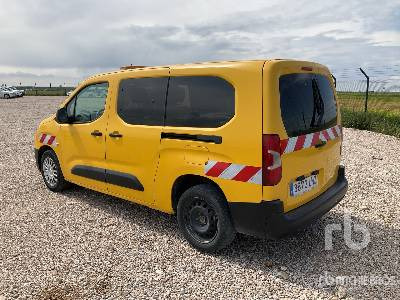 TOYOTA PROACE - Суцільнометалевий фургон: фото 2 TOYOTA PROACE - Суцільнометалевий фургон: фото 2