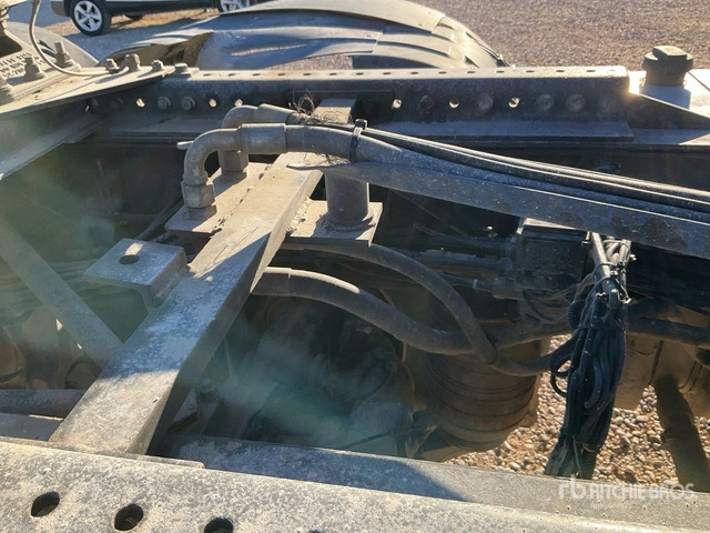 2006 Volvo FH16-660 6x4 T/A Sleeper Truck Tractor - Тягач: фото 4 2006 Volvo FH16-660 6x4 T/A Sleeper Truck Tractor - Тягач: фото 4