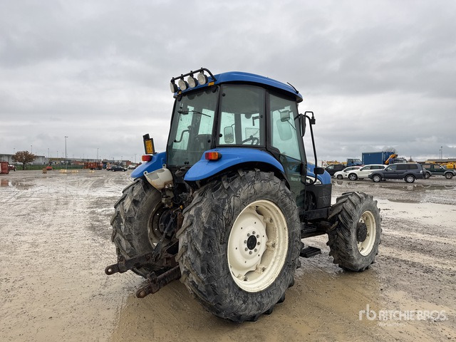 2004 New Holland TD90D 4WD Tractor - Трактор: фото 3 2004 New Holland TD90D 4WD Tractor - Трактор: фото 3