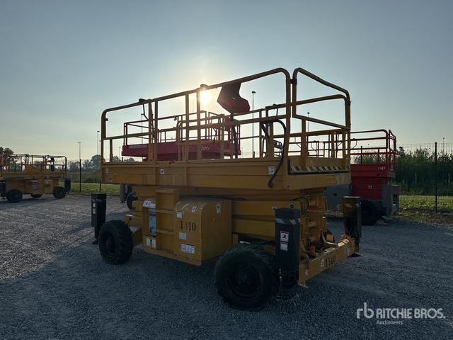 2007 Haulotte H12SX Diesel (Inoperable) Scissor Lift - Ножичний підйомник: фото 2 2007 Haulotte H12SX Diesel (Inoperable) Scissor Lift - Ножичний підйомник: фото 2