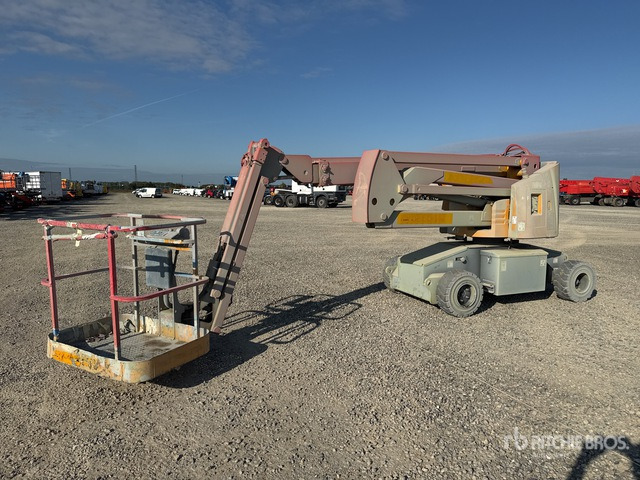 2008 Haulotte HA15IP (Inoperable) Articulating Boom Lift - Колінчастий підйомник: фото 3 2008 Haulotte HA15IP (Inoperable) Articulating Boom Lift - Колінчастий підйомник: фото 3