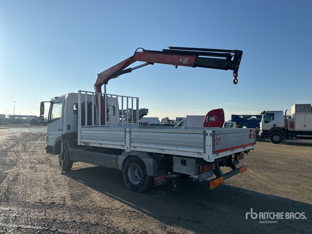 2009 Mercedes-Benz MB 818 K 2009 Fassi F65A.23 2710 kg on 4x2 Flatbed Truck with Crane - Бортова вантажівка/ Платформа, Вантажівка з маніпулятором: фото 3 2009 Mercedes-Benz MB 818 K 2009 Fassi F65A.23 2710 kg on 4x2 Flatbed Truck with Crane - Бортова вантажівка/ Платформа, Вантажівка з маніпулятором: фото 3