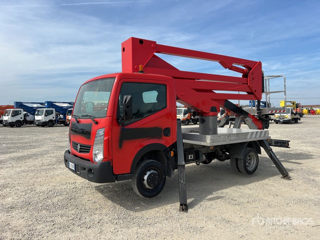 2011 Renault Maxity 2011 Socage DA320 20 m on Bucket Truck - Автовишка: фото 2 2011 Renault Maxity 2011 Socage DA320 20 m on Bucket Truck - Автовишка: фото 2