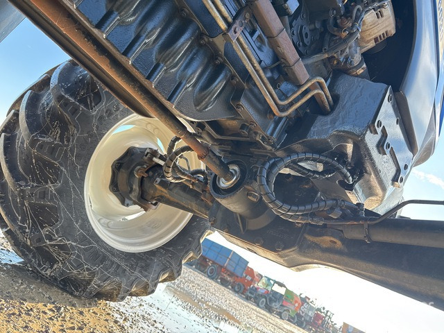 2013 New Holland T6030 4WD Tractor - Трактор: фото 5 2013 New Holland T6030 4WD Tractor - Трактор: фото 5