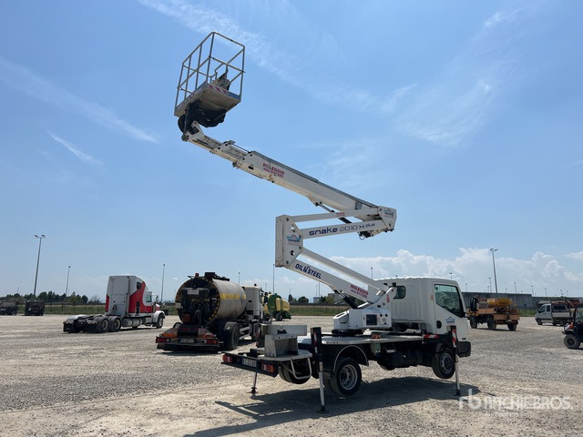 2016 Nissan Cabstar 35.12 2015 Oil&Steel Snake 2010 Plus ... Bucket Truck - Автовишка: фото 4 2016 Nissan Cabstar 35.12 2015 Oil&Steel Snake 2010 Plus ... Bucket Truck - Автовишка: фото 4